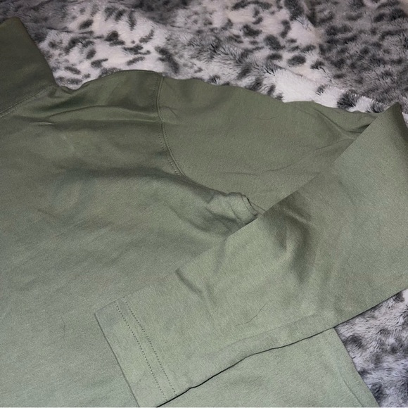 St. John’s Bay Turtleneck Shirt - Picture 3 of 8